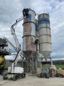 Curatare rezervor beton sablare indepartare rugina vopsea